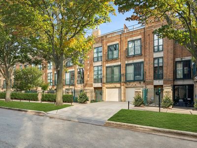 2501 N Wayne Ave APT 18, Chicago, IL, 60614