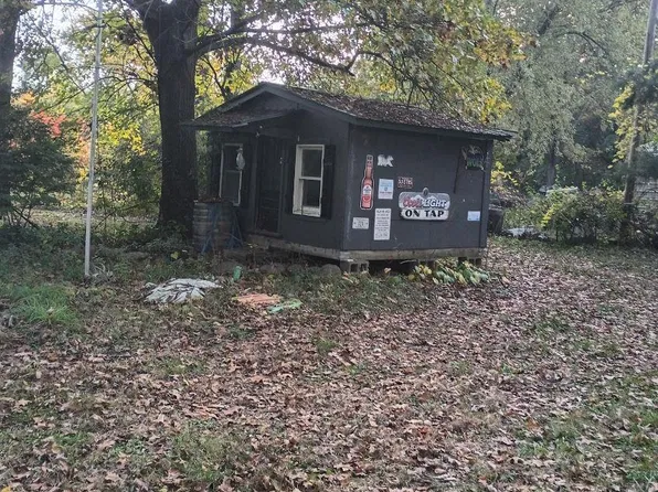 67131 Oxbow Dr, Constantine, MI 49042