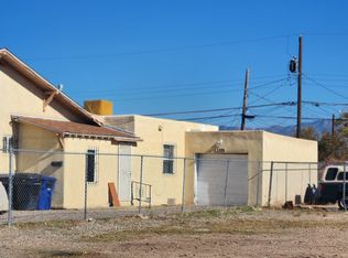 1306 Los Tomases Dr NW, Albuquerque, NM 87102