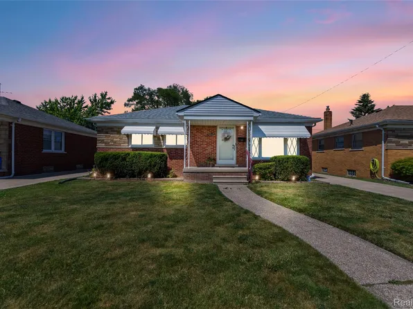 19045 Morningside Ave, Eastpointe, MI 48021