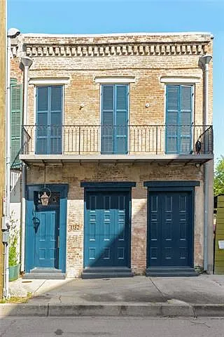 Building Photo - 1132 Tchoupitoulas St