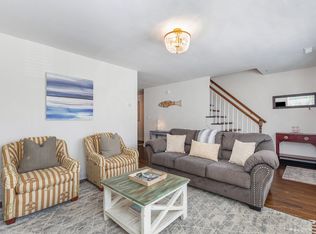 798 Harbor Place Dr, Charleston, SC 29412