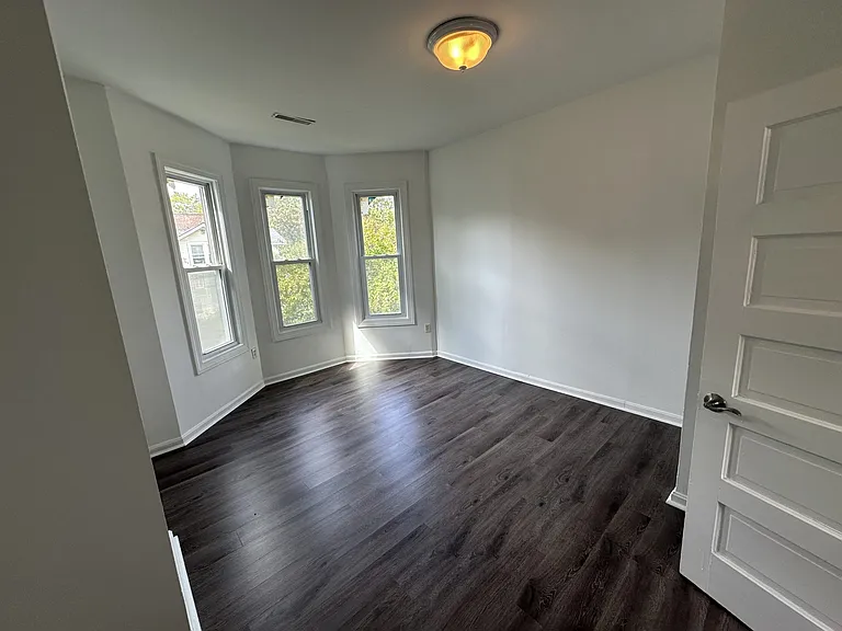 901 Alabama Ave SE — Photo 30