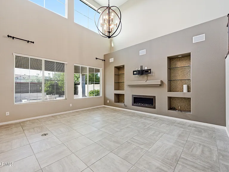 1930 E Horseshoe Dr — Photo 12