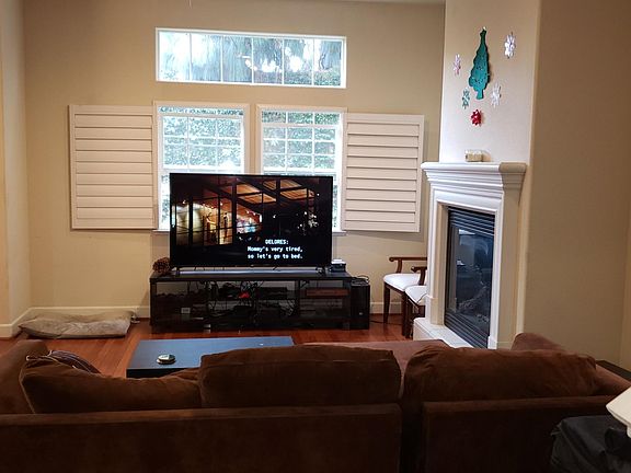 3rd image of 367 Norwood Cir