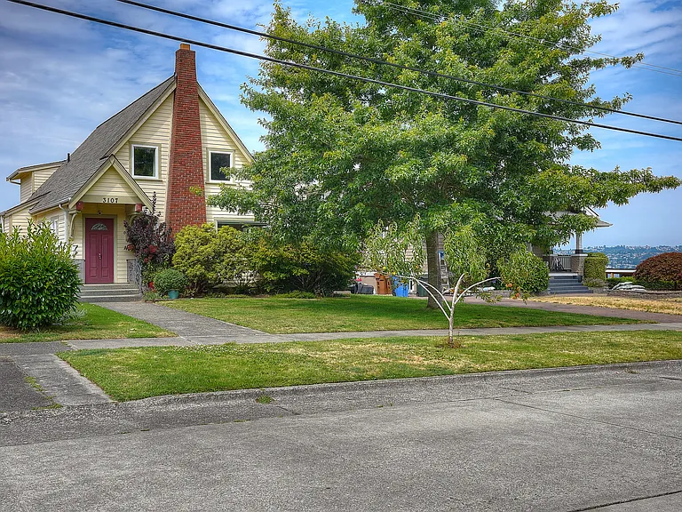 3107 N 31st St — Photo 44