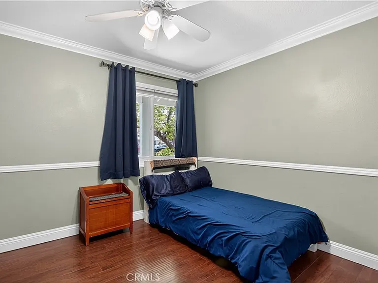 2730 S Poplar St — Photo 19