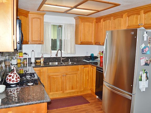 2nd image of 3336 Cypress St