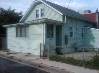 715 Warrena Rd, Atlantic City, NJ 08401