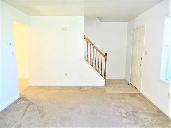 Foyer & Living Room