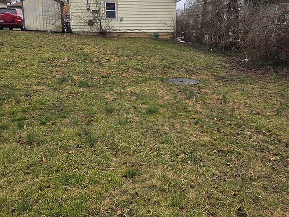 3rd image of 1861 E 78th St
