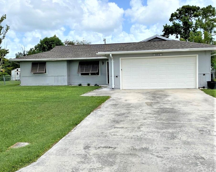 1st image of 903 Monroe Dr