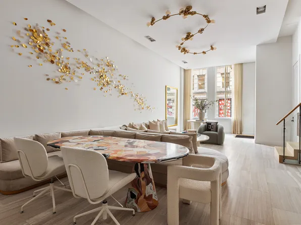 83 Spring Street image 2 of 15