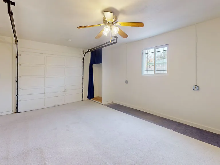 367 Cedar St — Photo 17