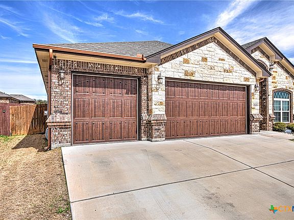 3rd image of 8008 Hathaway Ln