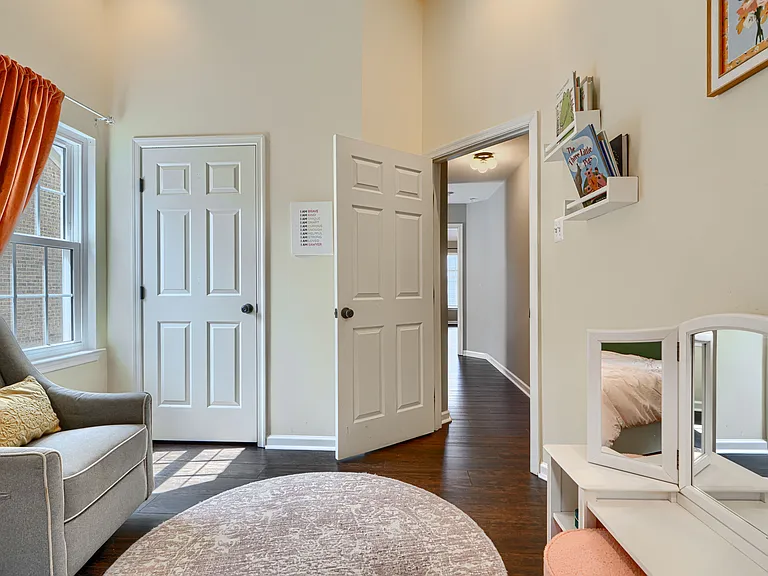 5053 Strawbridge Ter — Photo 17