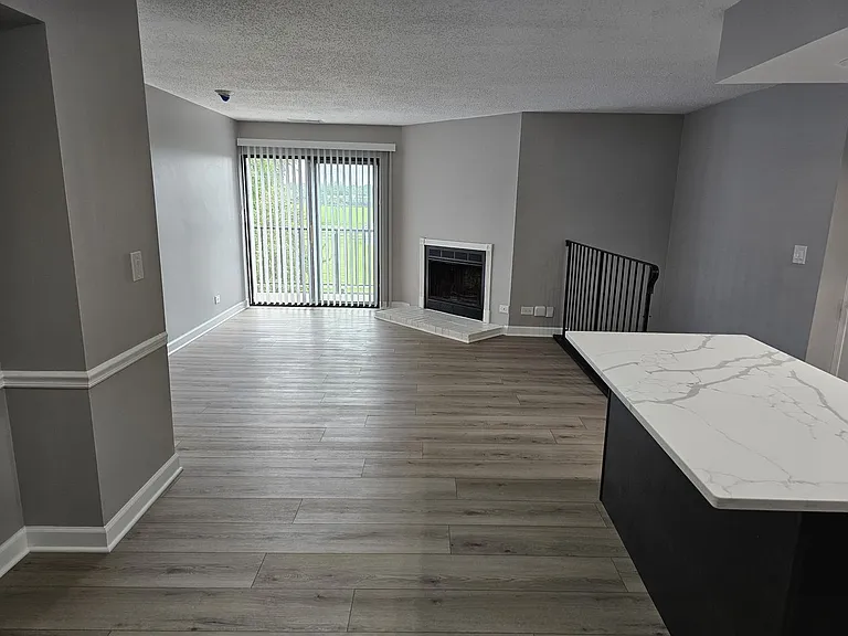 Royal Grove Apartments — Photo 56