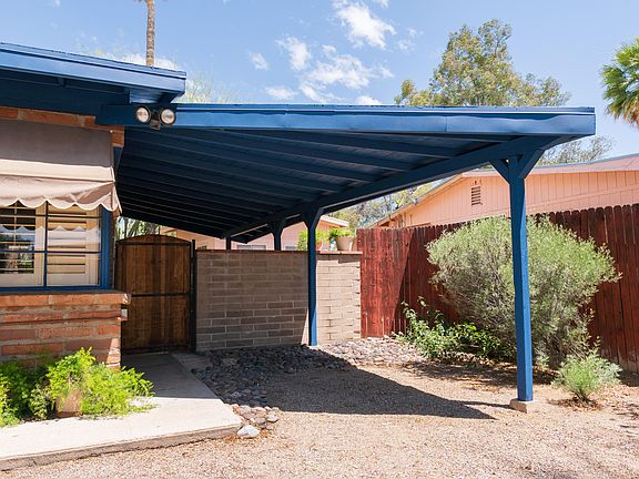 5th image of 3326 N El Burrito Ave