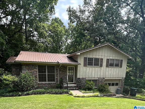 2nd image of 1001 Medina Dr