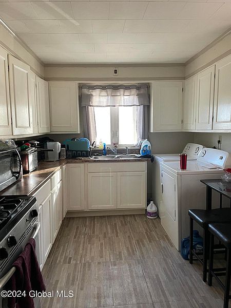 3rd image of 59 Phillips Street