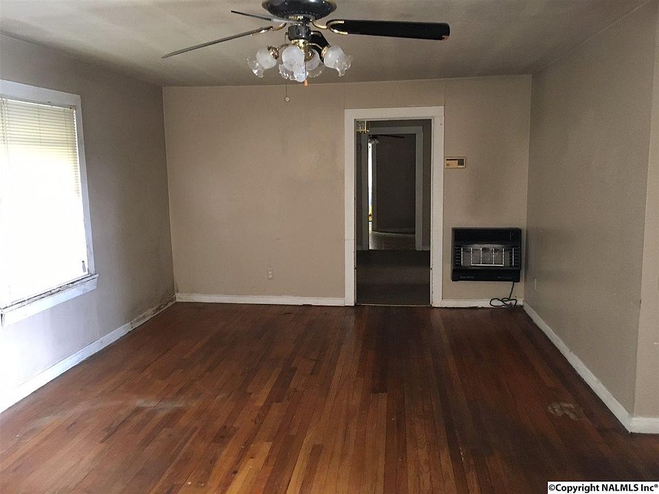2nd image of 823 Avenue B