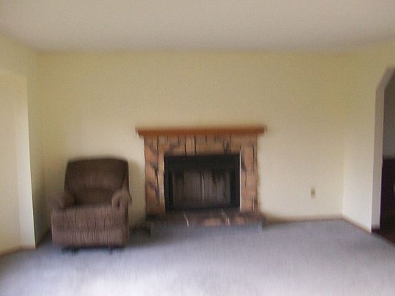 4th image of 2015 167th Street Ct E