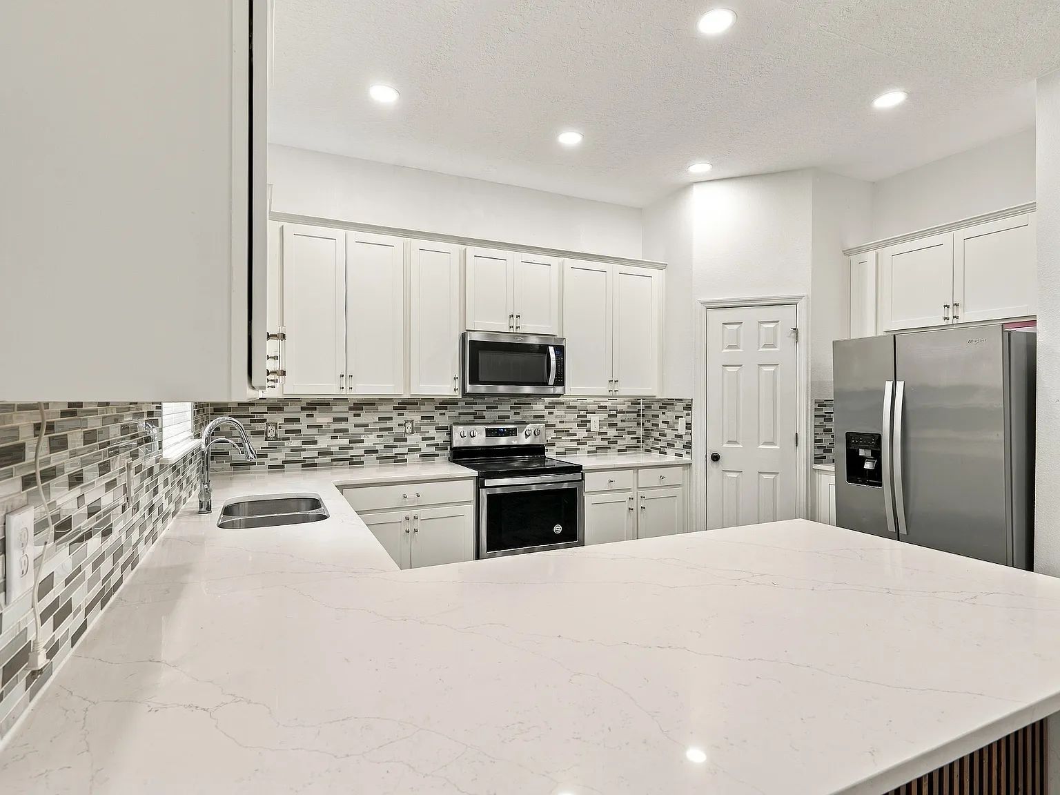 4 bed, 1838 sqft, $2,800 — Photo 4