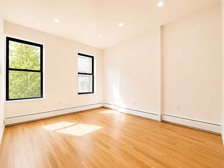 667 5th Ave #3 — Photo 4