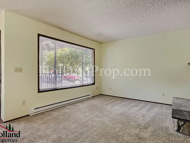 4500 SW 103rd Ave #1 — Photo 5