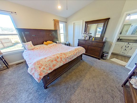 5th image of 4928 Plumthicket Dr