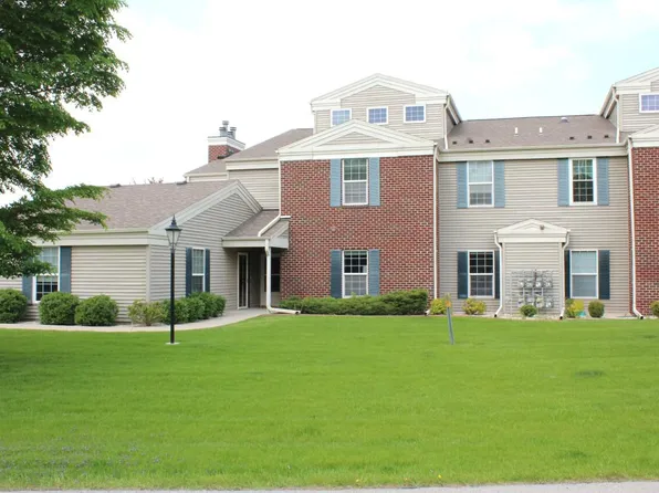 N16W26545 Wild Oats DRIVE #A, Pewaukee, WI 53072