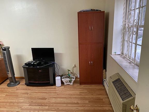 5th image of 2865 Cropsey Ave Floor 2