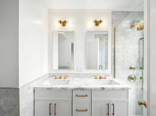 65 Central Park West image 9 of 16