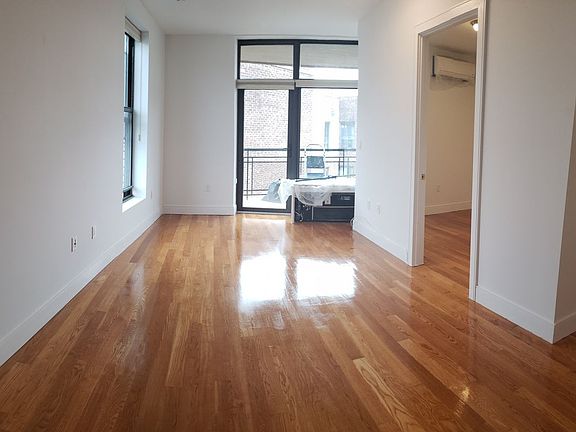 3rd image of 2911 12th St #4B