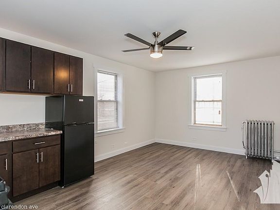 5th image of 3933 N Clarendon Ave #428