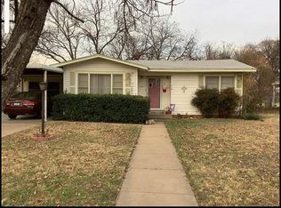 1433 Avenue B, Graham, TX 76450