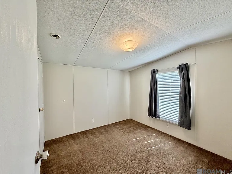 44126 Loop Rd — Photo 6