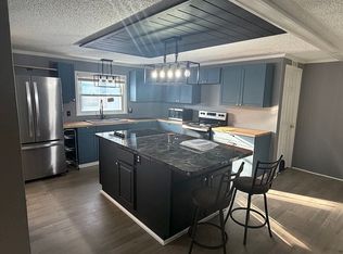 6485 Breezeway Dr, Brighton, MI 48114