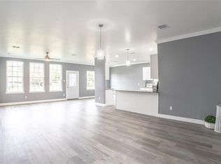 5838 Lyndhurst Dr, Houston, TX 77033