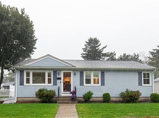 37 Simpson St, North Providence, RI 02911