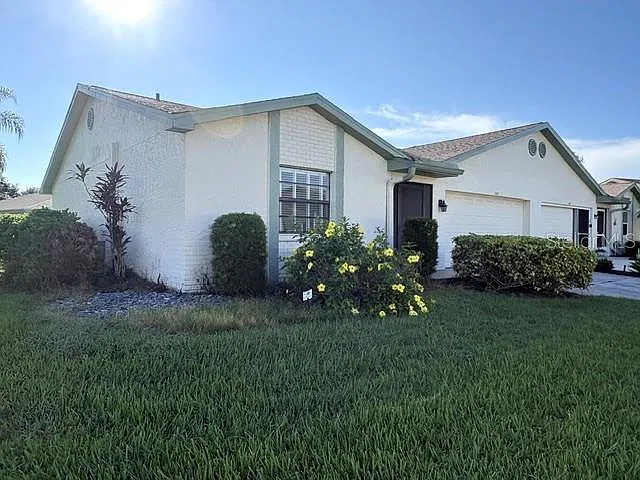 2 bed, 2.0 bath, 1203 sqft, $1,800 — Photo 3