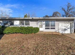 9014 Ellison Dr, Saint Louis, MO 63136