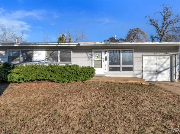 9014 Ellison Dr, Saint Louis, MO 63136