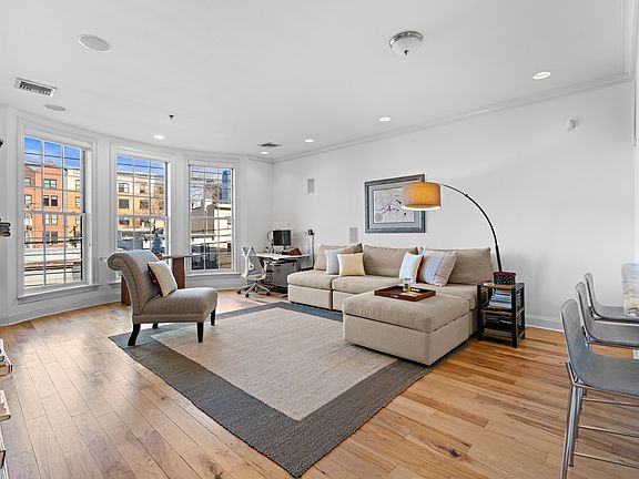 2nd image of 277 Grand St APT B