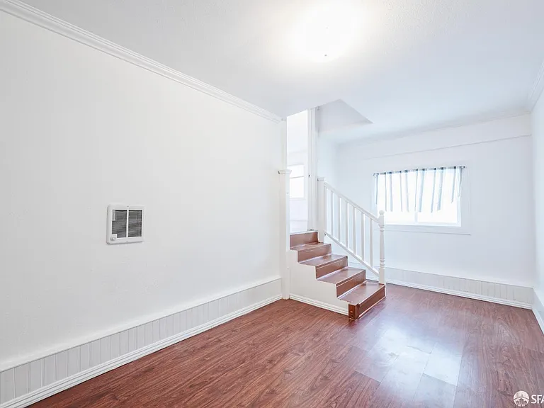 6029 Macarthur Blvd — Photo 30