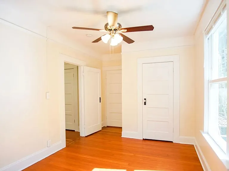 2356 NW Irving St — Photo 11
