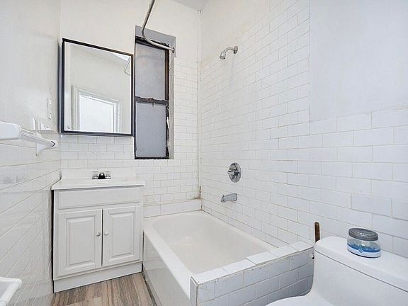 5th image of 530 W 186th St APT 4E