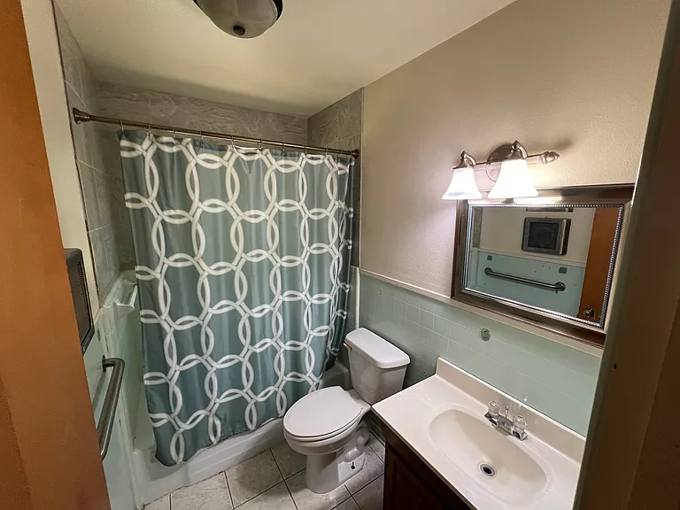 712 N Penelope St — Photo 9