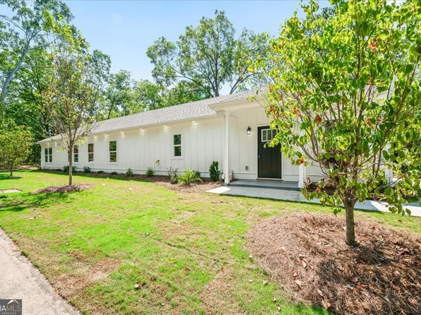 1212 Patricia Davis Dr, Clarkston, GA 30021