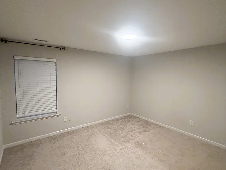2280 Grants Pass Sta — Photo 10